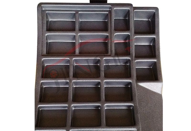 Integrated Weight Storage Tray (3)