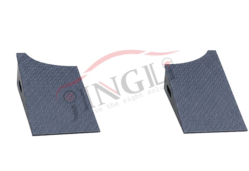 Loading Ramps (3)